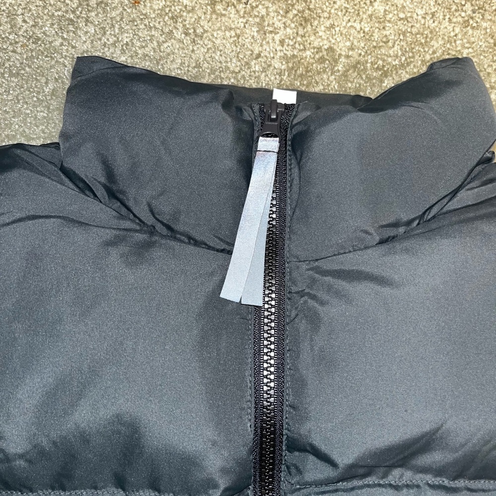 Fabletics Cropped Puffer - Picture 3 of 5